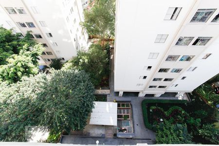 Apartamento à venda com 60m², 2 quartos e 1 vaga Apartamento à venda com 60m², 2 quartos e 1 vagaVista do condomínio da Área de Serviço