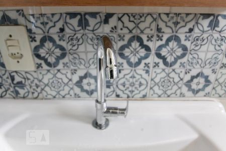 Apartamento à venda com 60m², 2 quartos e 1 vaga Apartamento à venda com 60m², 2 quartos e 1 vagaBanheiro