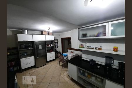 Casa à venda com 3 quartos, 250m² em Estância Velha, Canoas