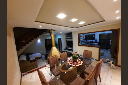 Casa à venda com 3 quartos, 250m² em Estância Velha, Canoas