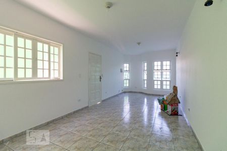 Sala de casa à venda com 3 quartos, 160m² em Jardim Santa Clara, Guarulhos