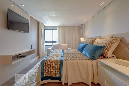 Apartamento para alugar com 260m², 3 quartos e 4 vagas Apartamento para alugar com 260m², 3 quartos e 4 vagasSuíte 2