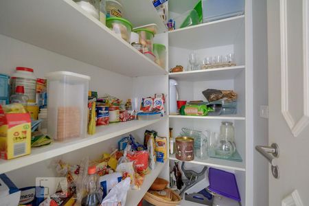 Apartamento para alugar com 260m², 3 quartos e 4 vagas Apartamento para alugar com 260m², 3 quartos e 4 vagasDespensa