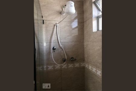 Banheiro de apartamento para alugar com 2 quartos, 64m² em Pechincha, Rio de Janeiro