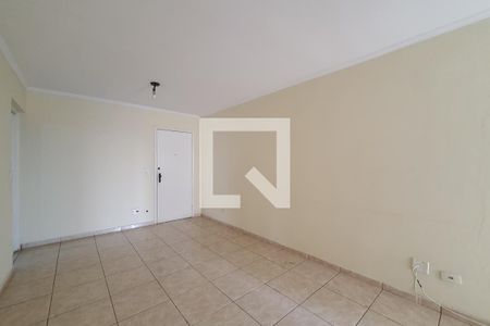 Sala de apartamento para alugar com 3 quartos, 77m² em Vila Brasílio Machado, São Paulo