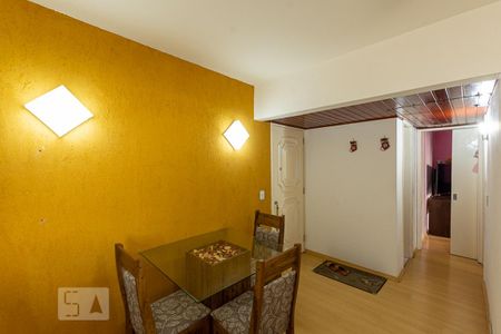 Sala de apartamento para alugar com 2 quartos, 60m² em São Lourenço, Niterói