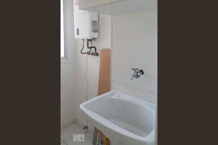 Área de Serviço de apartamento para alugar com 3 quartos, 88m² em Jardim Tupanci, Barueri