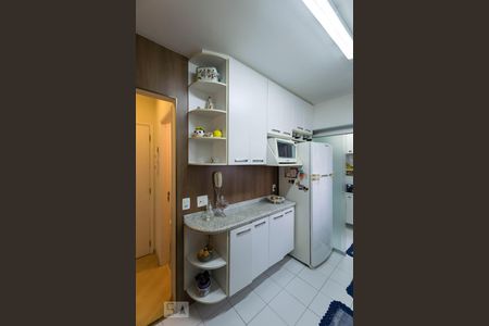 Apartamento à venda com 92m², 3 quartos e 2 vagasCozinha