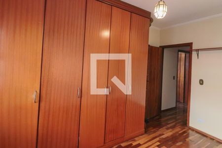 Quarto 1 de casa para alugar com 5 quartos, 200m² em Conjunto Residencial Butantã, São Paulo