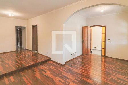Sala de casa para alugar com 5 quartos, 200m² em Conjunto Residencial Butantã, São Paulo