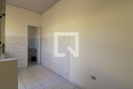 Sala/cozinha de casa para alugar com 1 quarto, 28m² em Vila Marieta, São Paulo