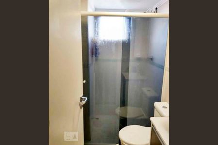 Banheiro de apartamento para alugar com 2 quartos, 56m² em Santa Terezinha, São Bernardo do Campo