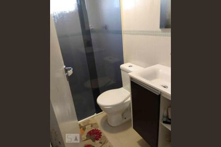 Banheiro de apartamento para alugar com 2 quartos, 56m² em Santa Terezinha, São Bernardo do Campo