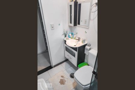 Banheiro de apartamento à venda com 1 quarto, 50m² em Paulicéia, São Bernardo do Campo