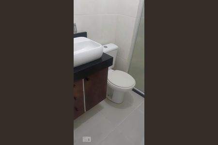 Banheiro de apartamento à venda com 3 quartos, 53m² em Vargem Pequena, Rio de Janeiro