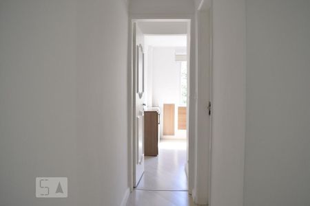 Corredor de apartamento para alugar com 2 quartos, 60m² em Vila Buarque, São Paulo
