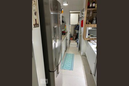 Apartamento à venda com 94m², 2 quartos e 2 vagas Apartamento à venda com 94m², 2 quartos e 2 vagasCozinha