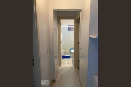 Corredor  de apartamento à venda com 2 quartos, 94m² em Vila Gumercindo, São Paulo