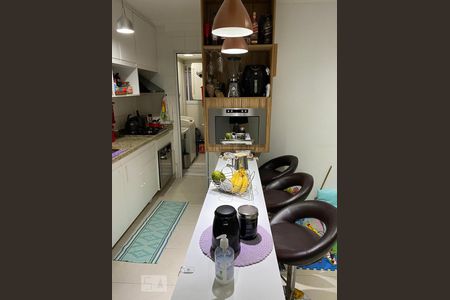 Apartamento à venda com 94m², 2 quartos e 2 vagas Apartamento à venda com 94m², 2 quartos e 2 vagasCozinha