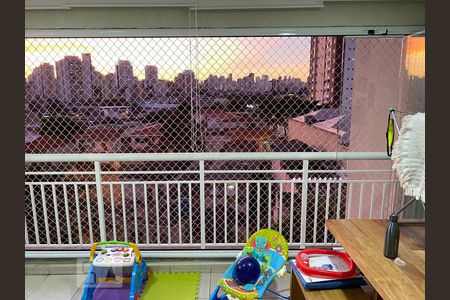 Apartamento à venda com 94m², 2 quartos e 2 vagas Apartamento à venda com 94m², 2 quartos e 2 vagasVaranda da Sala