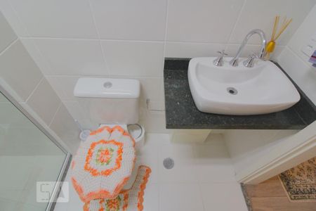 Apartamento para alugar com 229m², 3 quartos e 1 vaga Apartamento para alugar com 229m², 3 quartos e 1 vagaBanheiro 1
