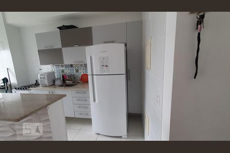 Apartamento para alugar com 82m², 2 quartos e 1 vagaCozinha
