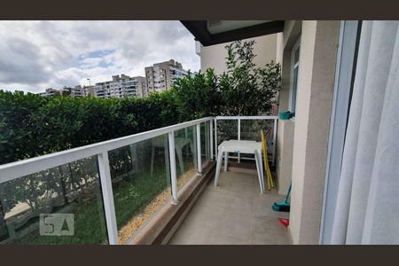 Apartamento para alugar com 82m², 2 quartos e 1 vagaVaranda