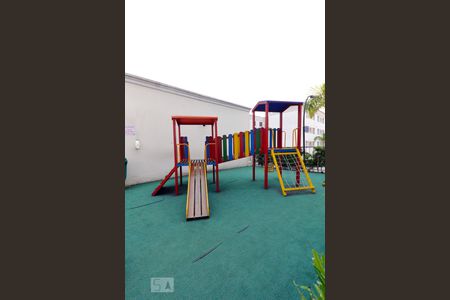 Apartamento para alugar com 48m², 2 quartos e 1 vaga Apartamento para alugar com 48m², 2 quartos e 1 vagaÁrea Comum - Playground