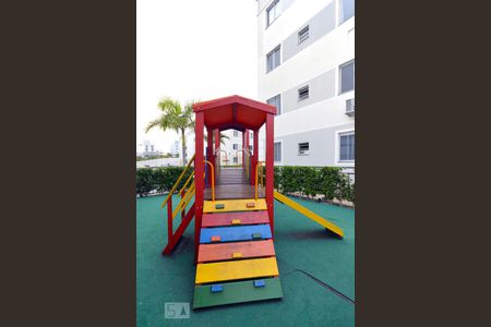 Apartamento para alugar com 48m², 2 quartos e 1 vaga Apartamento para alugar com 48m², 2 quartos e 1 vagaÁrea Comum - Playground