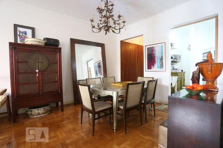 Sala de apartamento para alugar com 3 quartos, 136m² em Higienópolis, São Paulo