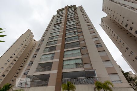 Apartamento à venda com 107m², 3 quartos e 2 vagasFachada