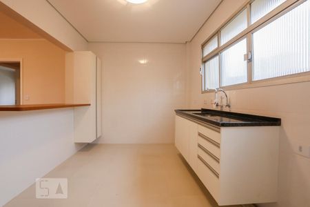 Apartamento para alugar com 100m², 3 quartos e 1 vaga Apartamento para alugar com 100m², 3 quartos e 1 vagaCozinha