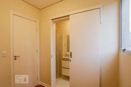 Quarto Suíte  de apartamento para alugar com 3 quartos, 100m² em Vila Mariana, São Paulo
