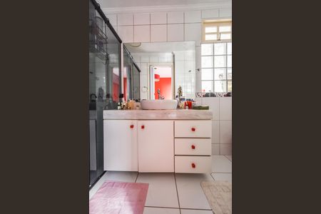 Apartamento à venda com 100m², 2 quartos e 1 vaga Apartamento à venda com 100m², 2 quartos e 1 vagaSuíte - Banheiro