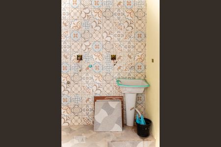 Casa à venda com 165m², 4 quartos e 3 vagas Casa à venda com 165m², 4 quartos e 3 vagasÁrea de Serviço