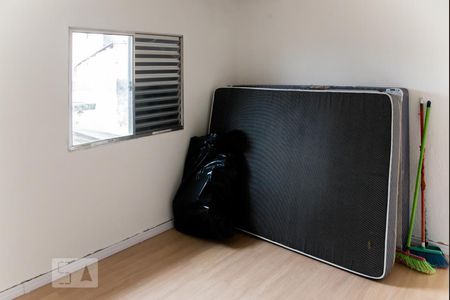 Casa à venda com 165m², 4 quartos e 3 vagas Casa à venda com 165m², 4 quartos e 3 vagasQuarto 4