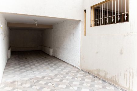 Casa à venda com 165m², 4 quartos e 3 vagas Casa à venda com 165m², 4 quartos e 3 vagasGaragem