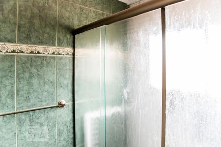 Casa à venda com 165m², 4 quartos e 3 vagas Casa à venda com 165m², 4 quartos e 3 vagasBanheiro