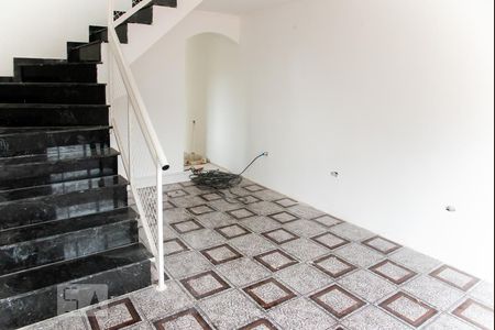 Sala de casa para alugar com 4 quartos, 165m² em Itaquera, São Paulo