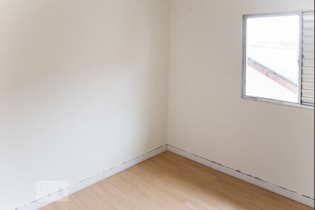 Casa à venda com 165m², 4 quartos e 3 vagas Casa à venda com 165m², 4 quartos e 3 vagasQuarto 4