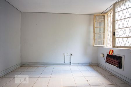 Quarto 2 de casa à venda com 3 quartos, 102m² em Rio Branco, Porto Alegre