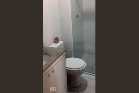 Banheiro de apartamento para alugar com 2 quartos, 84m² em Bosque da Saúde, São Paulo