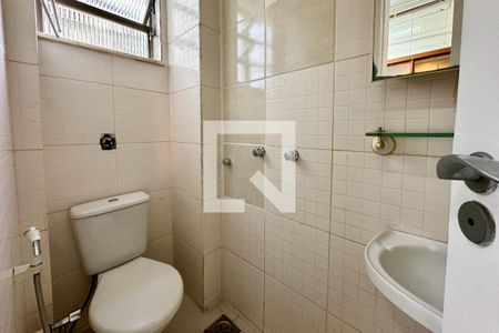 Apartamento para alugar com 100m², 3 quartos e 2 vagas Apartamento para alugar com 100m², 3 quartos e 2 vagasBanheiro de serviço