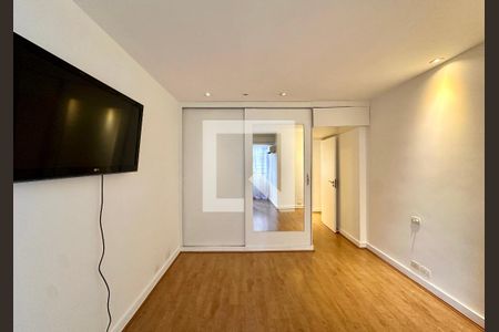 Apartamento para alugar com 100m², 3 quartos e 2 vagas Apartamento para alugar com 100m², 3 quartos e 2 vagasSuíte