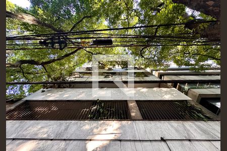 Fachada de apartamento para alugar com 3 quartos, 100m² em Humaitá, Rio de Janeiro
