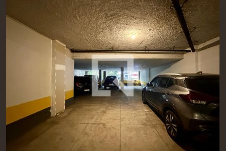 Garagem de apartamento para alugar com 3 quartos, 100m² em Humaitá, Rio de Janeiro
