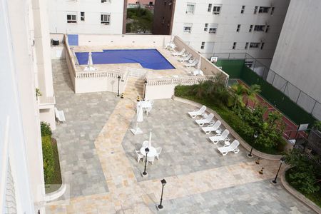 Apartamento para alugar com 160m², 4 quartos e 1 vaga Apartamento para alugar com 160m², 4 quartos e 1 vagaÁrea comum - Piscina