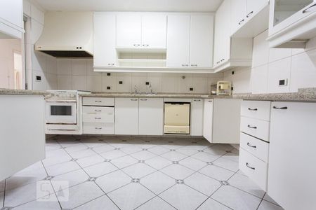 Apartamento para alugar com 160m², 4 quartos e 1 vaga Apartamento para alugar com 160m², 4 quartos e 1 vagaCozinha