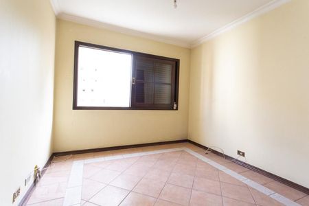 Apartamento para alugar com 160m², 4 quartos e 1 vaga Apartamento para alugar com 160m², 4 quartos e 1 vagaQuarto 3