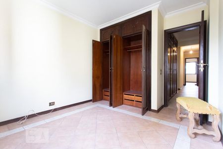 Apartamento para alugar com 160m², 4 quartos e 1 vaga Apartamento para alugar com 160m², 4 quartos e 1 vagaQuarto 3